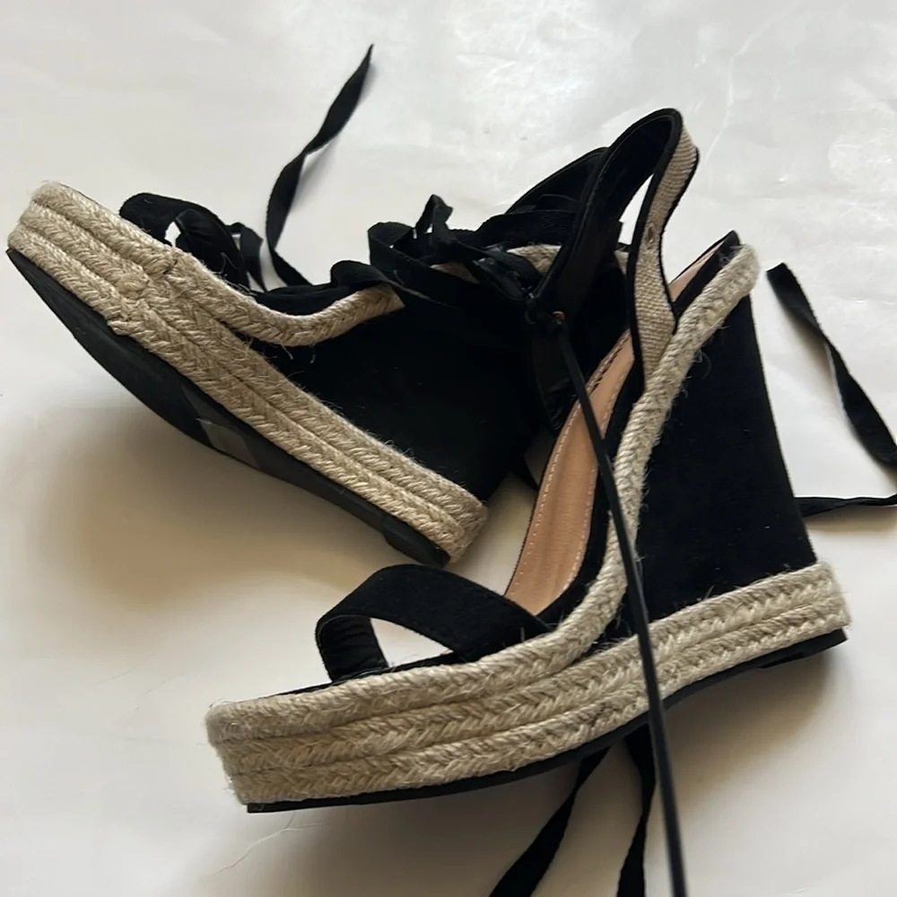 Fashion Nova Get On My Level Wedges - Black - Picture 13 of 15